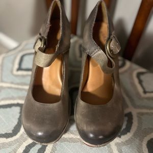 Kork-Ease Yuli Platform Mary Jane Distressed Leather Wedges Creta Gray Sz 8.5